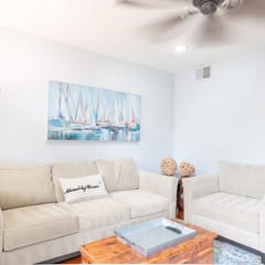 Charming Charles -Walkable Downtown Annapolis Home