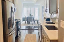 Beautiful Townhome in Canton Area of Baltimore - Image 2