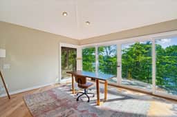 Waterfront Annapolis Home Near USNA Stadium - Image 5