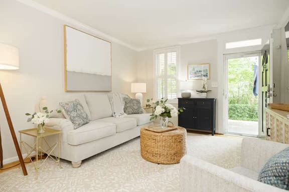 Downtown Annapolis Charming 2 BDR Townhome