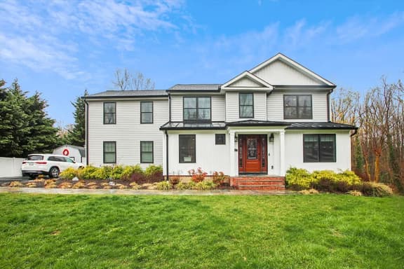 The General's House-Spacious Home w/Pool & Hot Tub